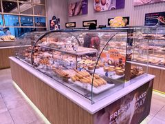 面包甜点陈列柜-巴黎贝甜(华堂新辰汇店)