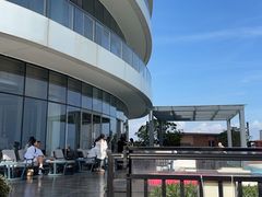 -瑰丽酒店·海吧·天际下午茶·现场DJ·天台酒吧
