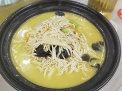 -粮食酒店