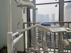 -极光口腔·矫正种植修复(锦江店)