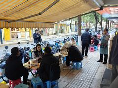-文山荷鲜居(翠湖店)
