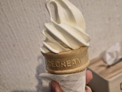 冰淇淋-炼火烤肉店