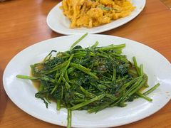 -长城砂煲田鸡粥