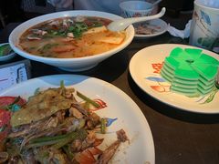 -大头虾越式风味餐厅(光明广场店)