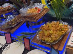 -亚龙湾希尔顿自助餐厅·海鲜·烧烤·沙滩BBQ·现场乐队
