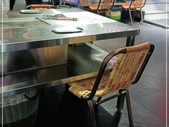 -马路牙子地桌烤肉(工体店)