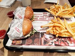 -The Habit Burger Grill 哈比特汉堡(复兴soho店)