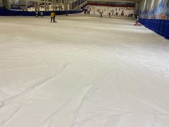 -乔波室内滑雪场
