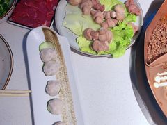 -墨居上隐·院子里火锅(峨眉店)