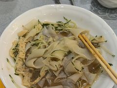 -汗腾格里·风味餐厅(新疆驻京办店)