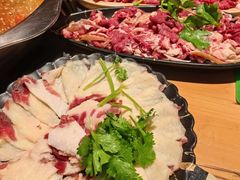 -苗阿哥酸汤牛肉火锅(体育场店)