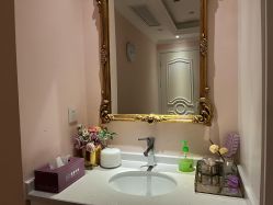 -蕾蕾美颜美容美体