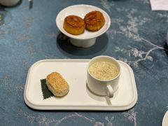 文思豆腐配黄桥烧饼-扬州香格里拉·香宫中餐厅