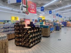 -沃尔玛(前山店)