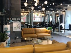 -FRIDAY星期五专业美发沙龙