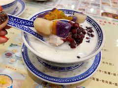 -广信牛奶甜品世家(台东店)