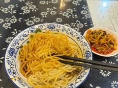 素椒杂酱面-老街杂酱面(东升街店)