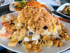 -Baan Ploy Samed Restaurant ร้านอาหารบ้านพลอยเสม็ด
