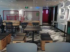 大堂-肯德基(新地中央店)