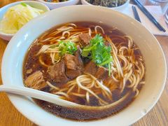 -李先生牛肉面大王(上海站南广场店)