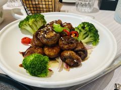 -龙猫意杯花园餐厅(芙蓉湖店)