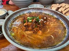 鸡骨酱面-九斤黄三黄鸡专卖店