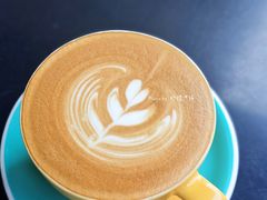 迷你拿铁-Be Lived Cafe比例咖啡(摩天轮店)