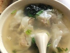馄饨-宝光熏肉鞋底火烧(新街口店)