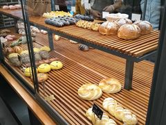 -焙丽拾光(麦凯乐直营店)