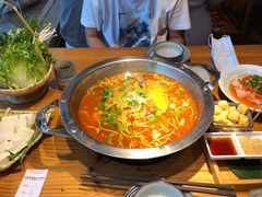 -野山舂·贵州现舂酸汤牛肉(鸿通城店)