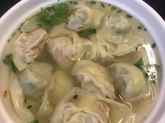 鸳鸯大馄饨-白玉兰食品(汇联商厦店)