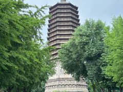 -玲珑塔公园