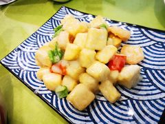 奶爆虾仁豆腐-大眼锅贴水饺(河东店)