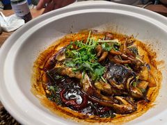 凤爪焗鱼头-周家二小姐的菜(西津渡店)