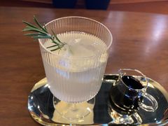 -ZING COFFEE 镜咖啡