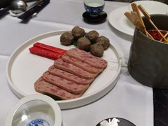 -红鼎豆捞·非遗鲍皇汤火锅(宝丰路店)