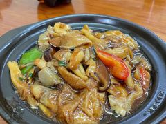 -胡子饮食店