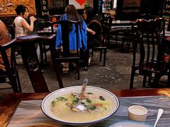 -蔼若春.传承三十年云南菜(金碧公园店)