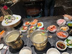 -半岛翡丽海鲜自助餐厅(观风亭店)