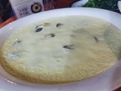 小鲍鱼炖蛋-食鼎记海鲜大排档(美食街店)