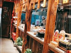 -野山舂·贵州现舂酸汤火锅(鸿通城店)