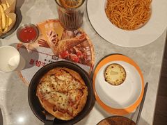 -必胜客(东大桥店)