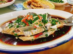 -芦茨金富饭庄·25年老字号·专做稻草鸡