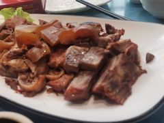 -乔家小院•非遗驴肉•青岛菜(滨河路店)