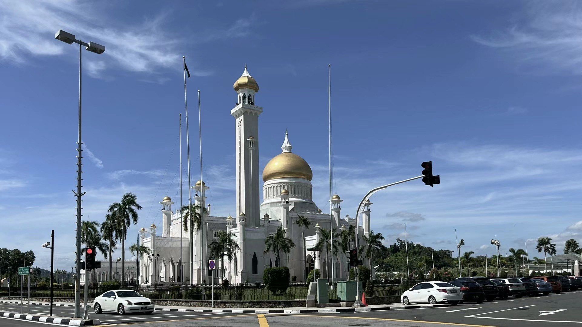 文莱杰米清真寺,又称占米阿山纳柏嘉清真寺
