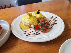 黑松露火腿班尼迪克蛋-UPPER KITCHEN(延安路店)