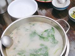 -洪霞餐馆·川菜·鲜货现炒(两江春城店)