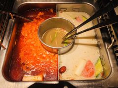 -海底捞火锅鲜切牛肉主题店(长寿路店)