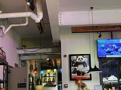 -拖板鞋咖啡旅行酒店(春熙路地铁站店)