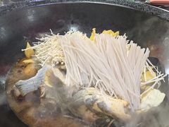 -边江铁锅炖鱼(振八街店)